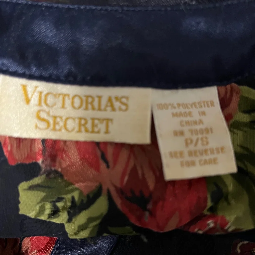 Victoria's‎ Secret Floral Paisley Sheer Robe Kimono Cover Up S